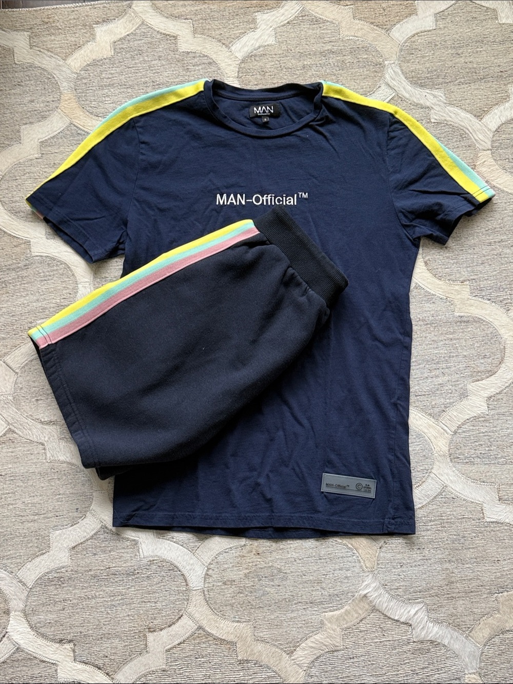 BoohooMAN Men’s Navy Tee & Shorts Set with Pastel Stripes